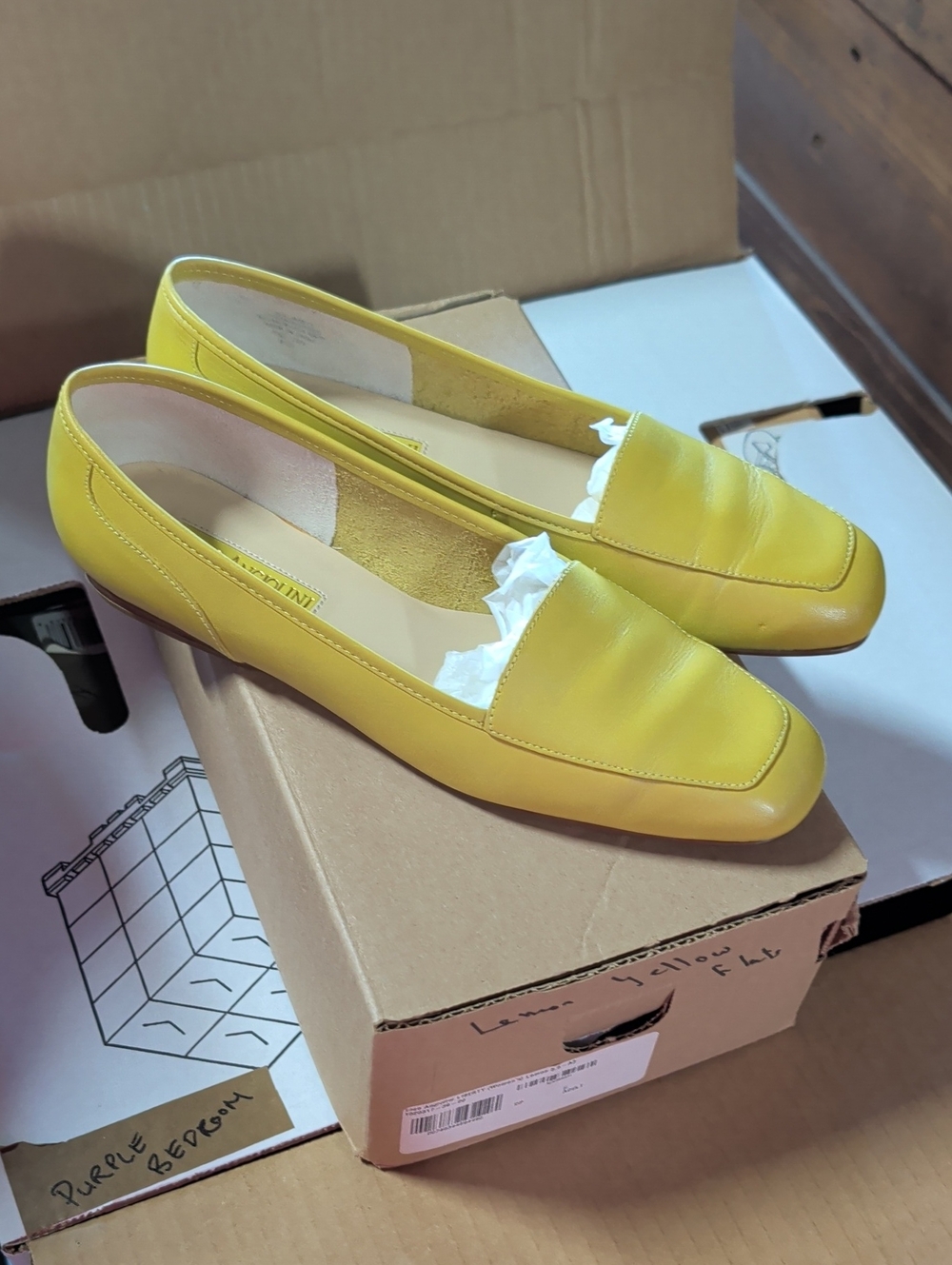 Enzo Angiolini Liberty Lemon Yellow Leather Loafers Size 8.5A3